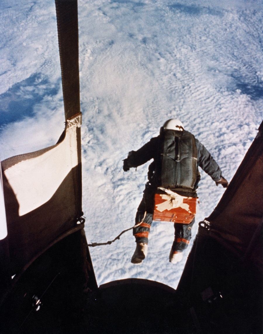 Kittinger high altitude parachute jump